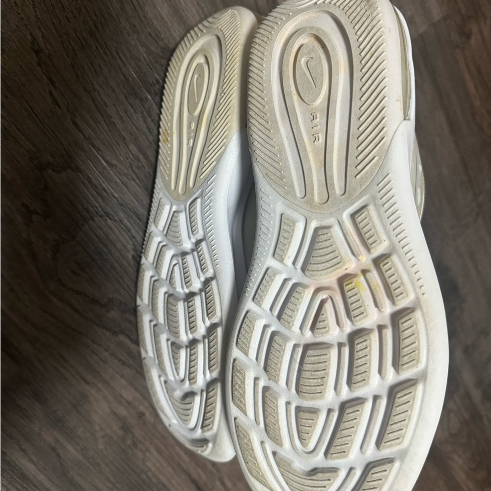 Nike Air Max Axis Running Sneakers Women's 7 - Picture 8 of 8
